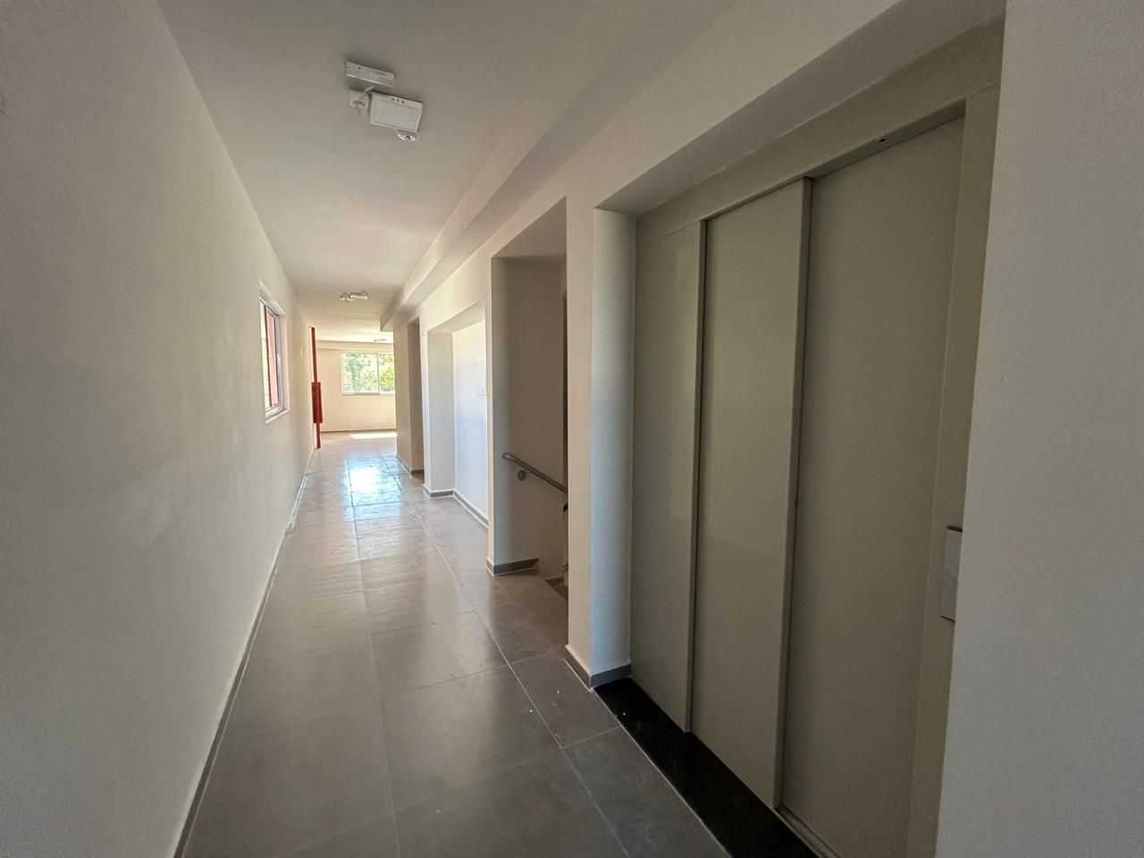 Apartamento à venda com 2 quartos, 52m² - Foto 13