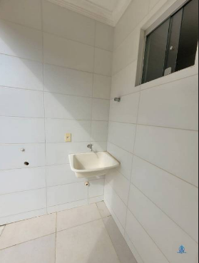 Casa à venda com 2 quartos, 12m² - Foto 8