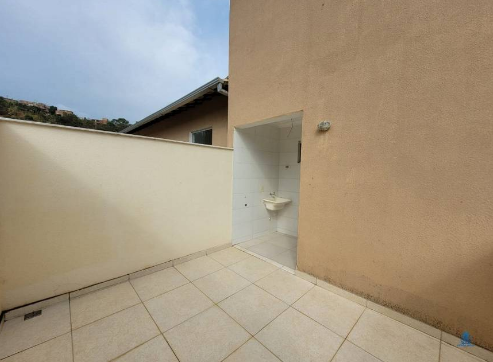 Casa à venda com 2 quartos, 12m² - Foto 10