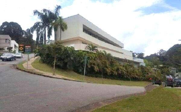 Casa de Condomínio à venda com 4 quartos, 540m² - Foto 1