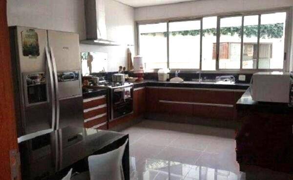 Casa de Condomínio à venda com 4 quartos, 540m² - Foto 9