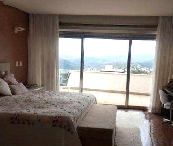 Casa de Condomínio à venda com 4 quartos, 540m² - Foto 10