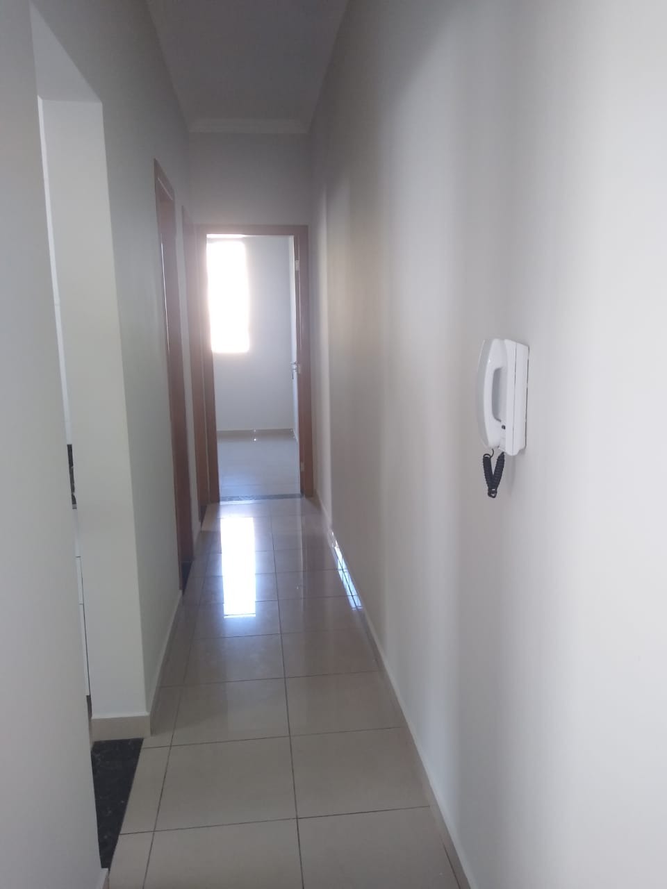 Apartamento à venda com 2 quartos, 83m² - Foto 2