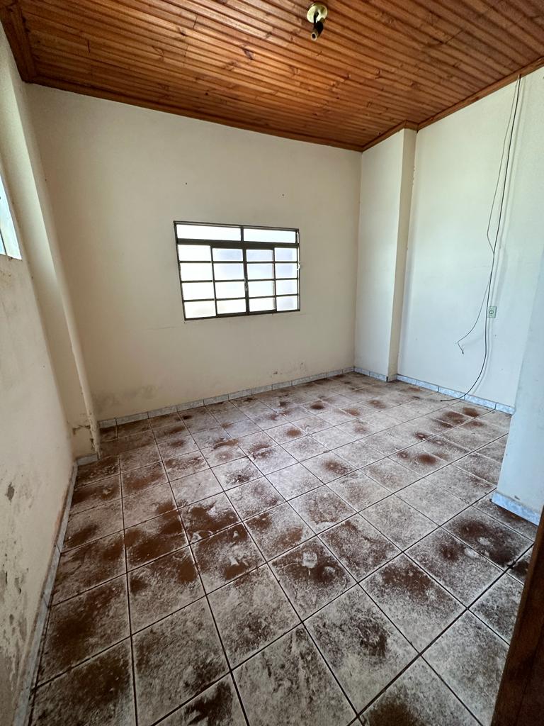 Casa à venda com 4 quartos, 147m² - Foto 10