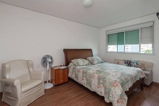 Apartamento à venda com 4 quartos, 166m² - Foto 14