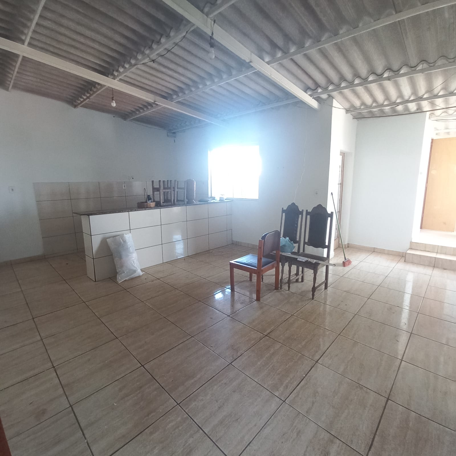 Casa à venda com 3 quartos, 120m² - Foto 7