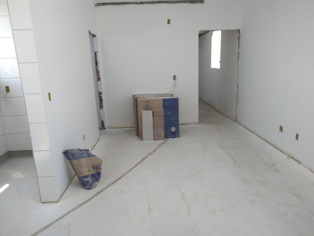 Apartamento à venda com 2 quartos, 70m² - Foto 1