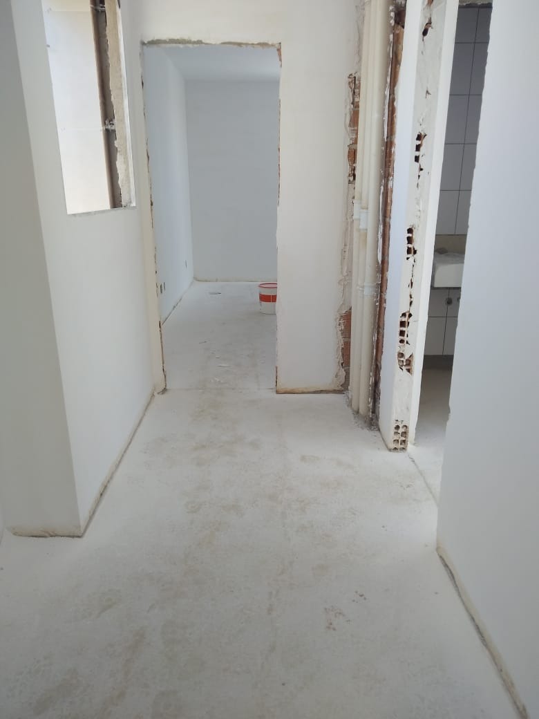 Apartamento à venda com 2 quartos, 70m² - Foto 6