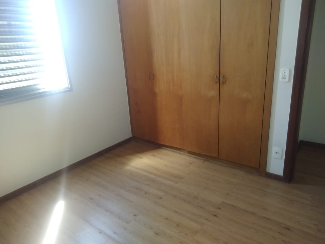 Apartamento à venda com 3 quartos, 100m² - Foto 5