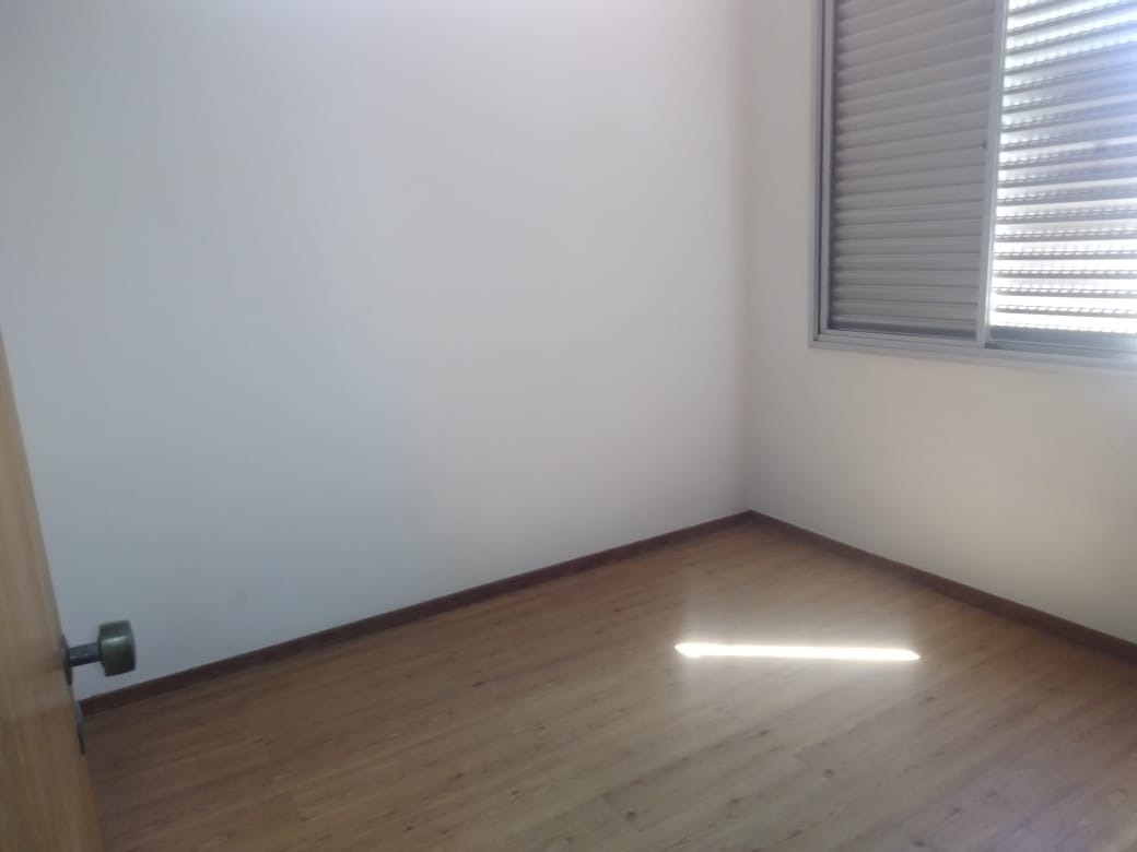 Apartamento à venda com 3 quartos, 100m² - Foto 8