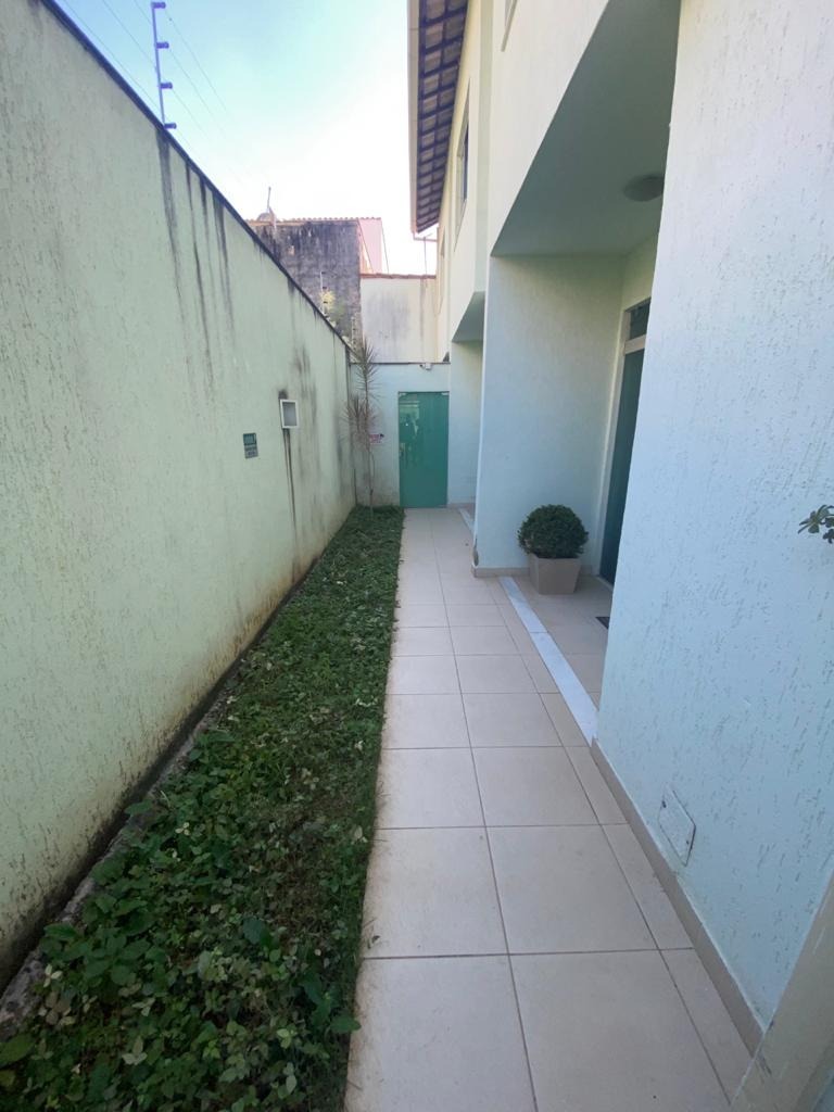 Casa à venda com 2 quartos, 110m² - Foto 25