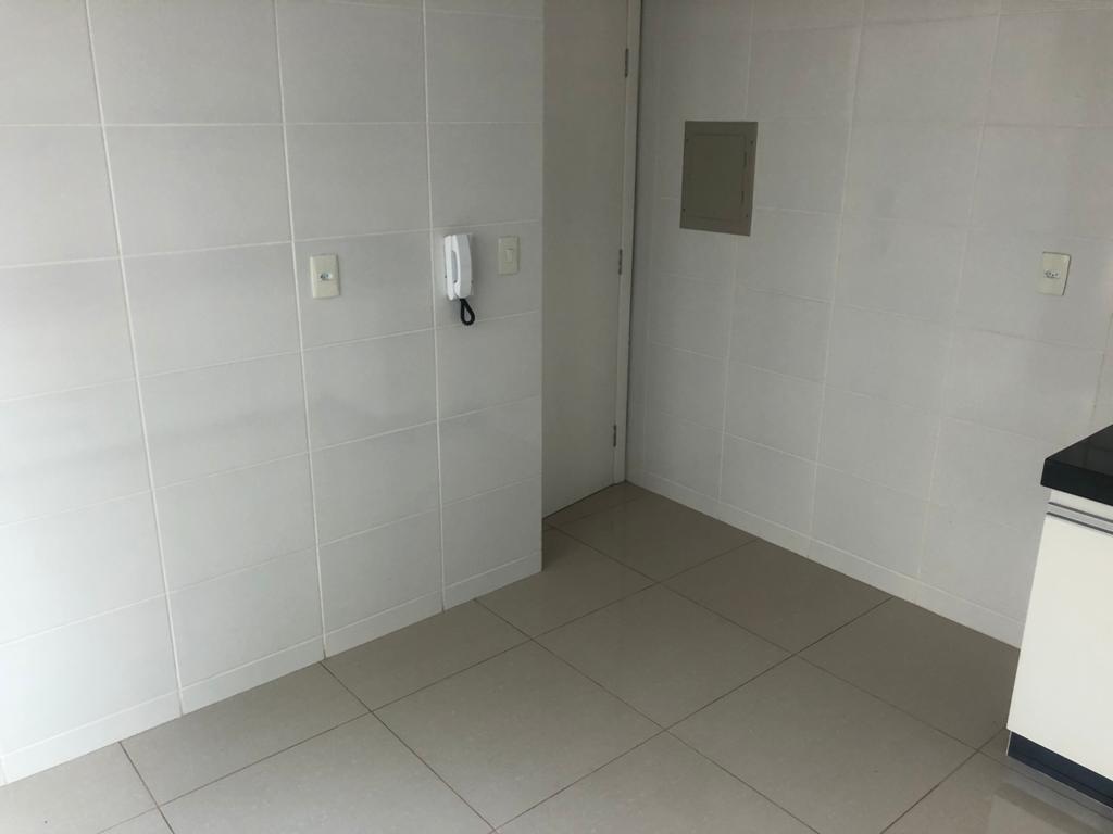 Casa à venda com 4 quartos, 157m² - Foto 5