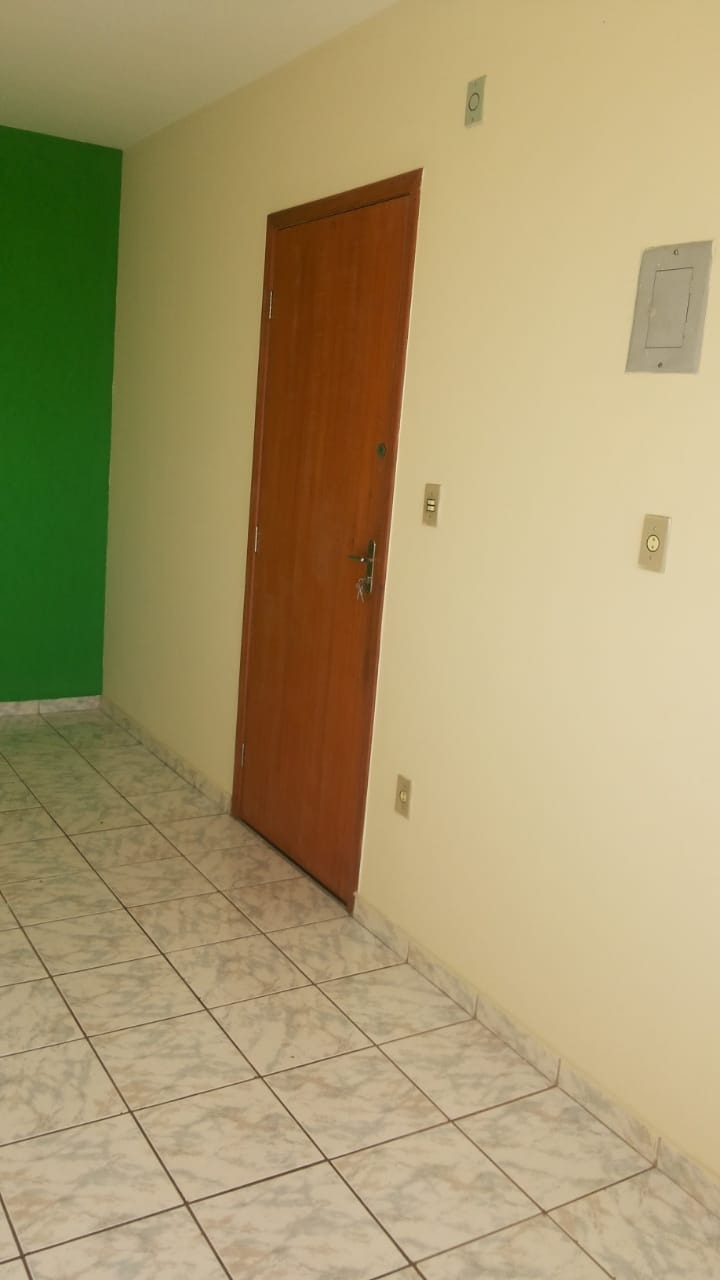 Apartamento à venda com 2 quartos, 45m² - Foto 1