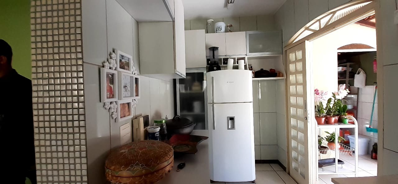 Casa à venda com 3 quartos, 180m² - Foto 20