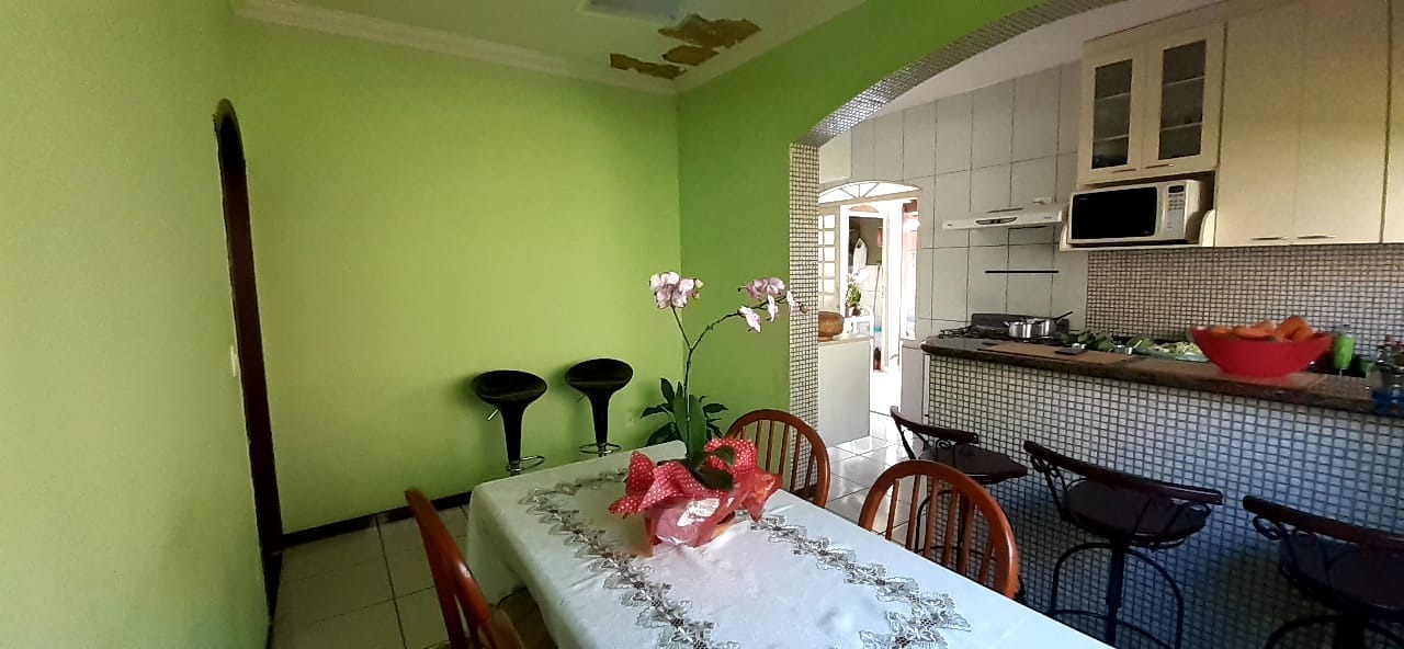 Casa à venda com 3 quartos, 180m² - Foto 22