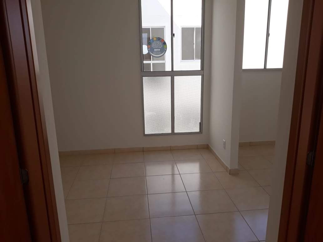 Apartamento à venda com 2 quartos, 43m² - Foto 2