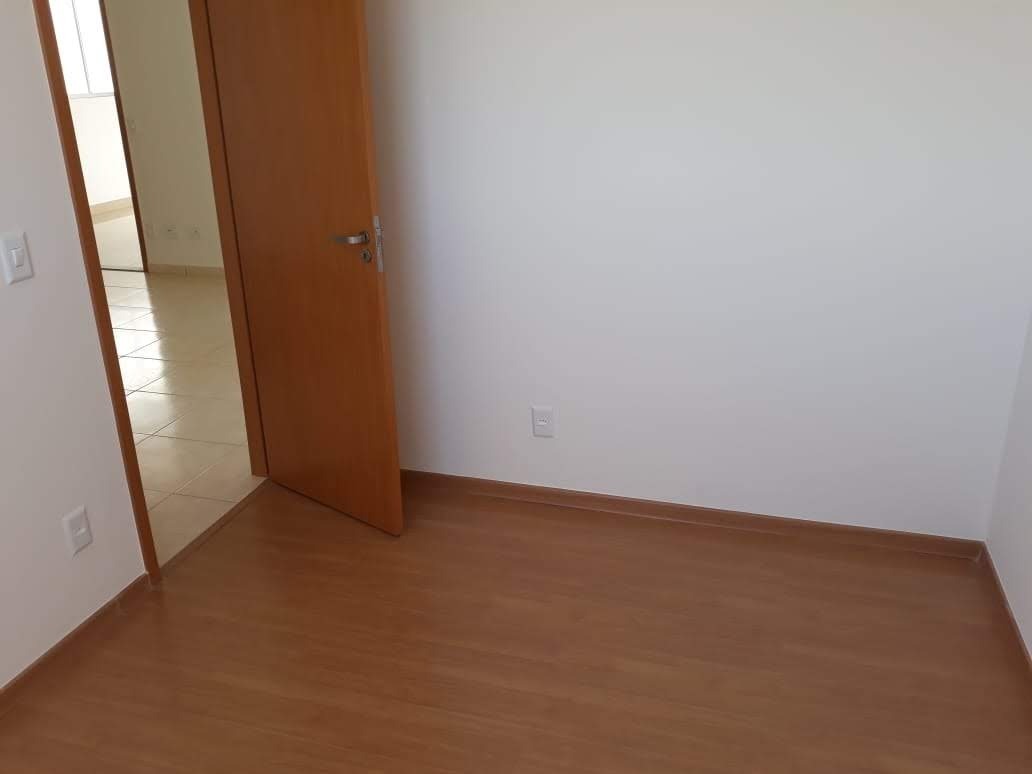 Apartamento à venda com 2 quartos, 43m² - Foto 3