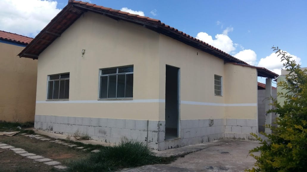 Casa à venda com 2 quartos - Foto 1