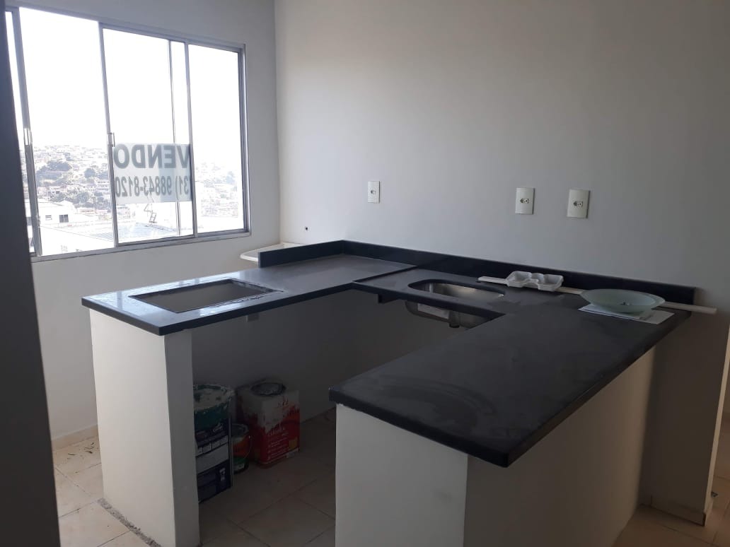 Apartamento à venda com 3 quartos - Foto 1