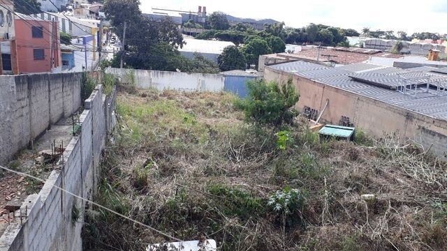 Terreno à venda, 1000m² - Foto 2