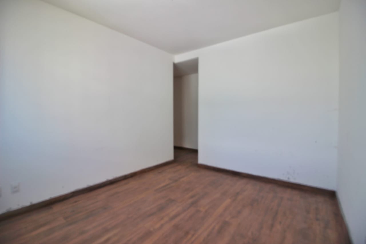 Apartamento à venda com 3 quartos, 103m² - Foto 2