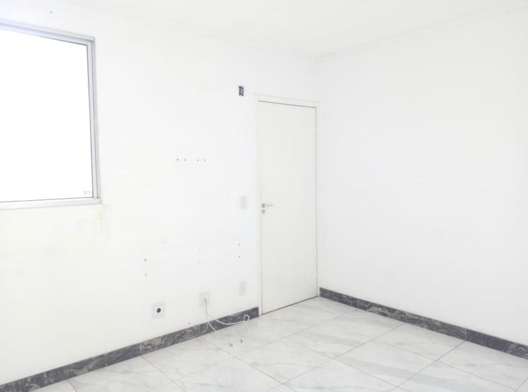 Apartamento à venda com 2 quartos, 45m² - Foto 4