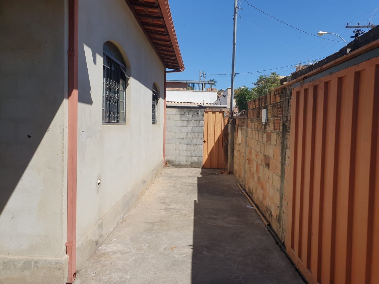 Casa à venda com 2 quartos, 360m² - Foto 21