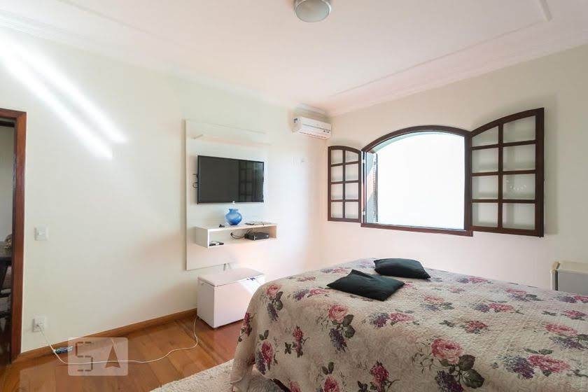 Casa à venda com 4 quartos, 360m² - Foto 16