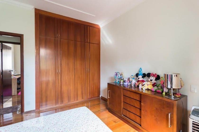 Casa à venda com 4 quartos, 360m² - Foto 20