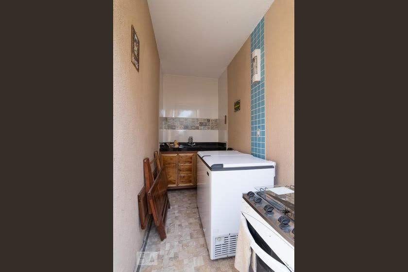 Casa à venda com 4 quartos, 360m² - Foto 23