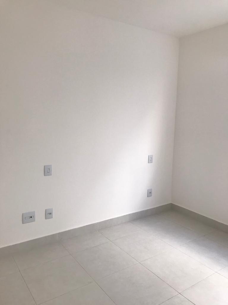 Apartamento à venda com 3 quartos, 90m² - Foto 8