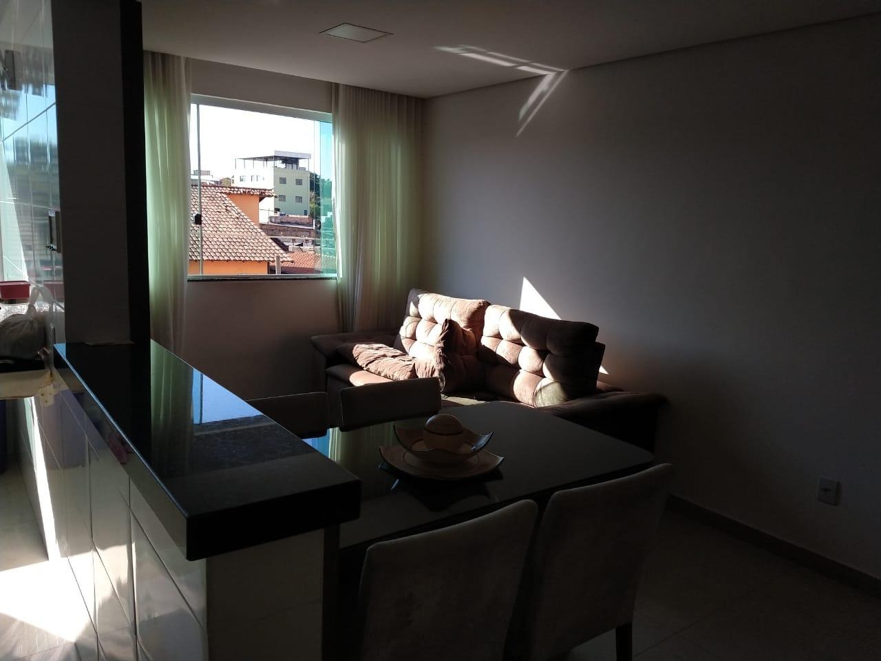 Apartamento à venda com 2 quartos, 85m² - Foto 3