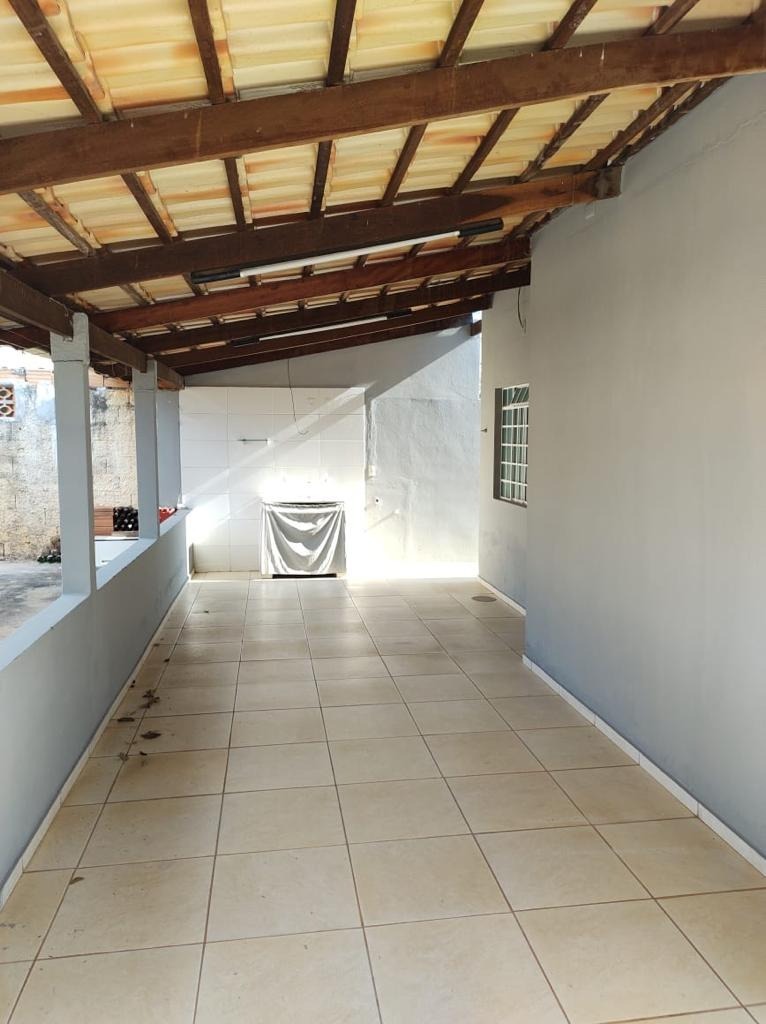 Casa à venda com 2 quartos, 90m² - Foto 17