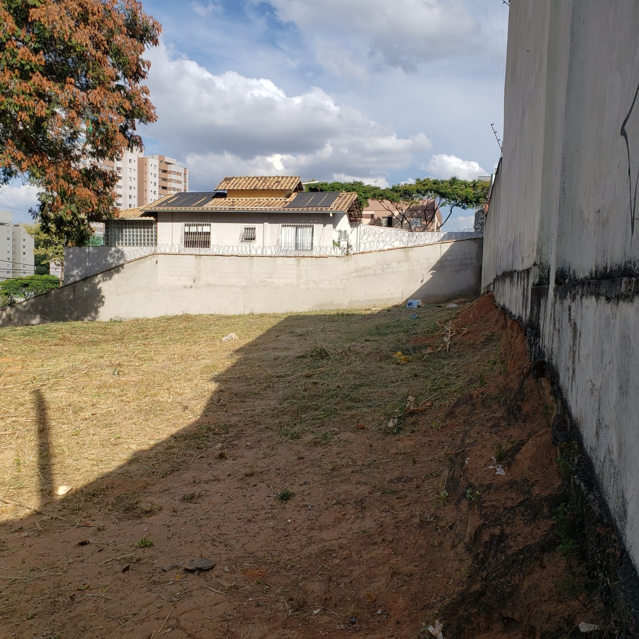 Terreno à venda, 720m² - Foto 1