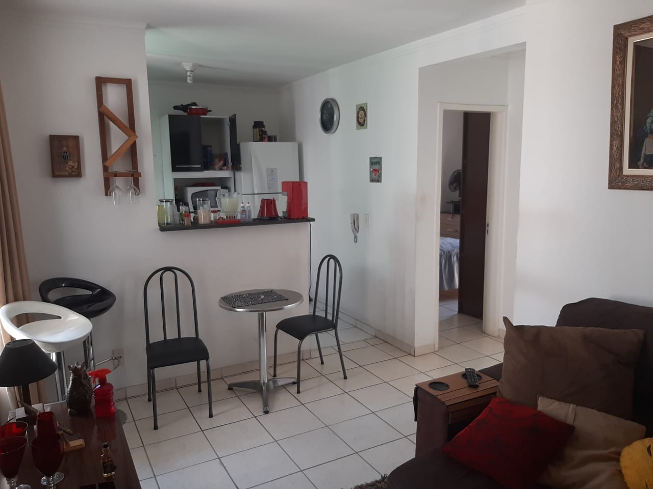 Apartamento à venda com 2 quartos, 60m² - Foto 1