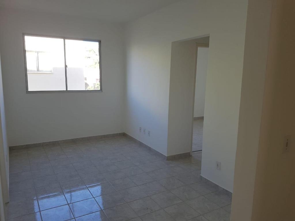 Apartamento à venda com 3 quartos, 58m² - Foto 2