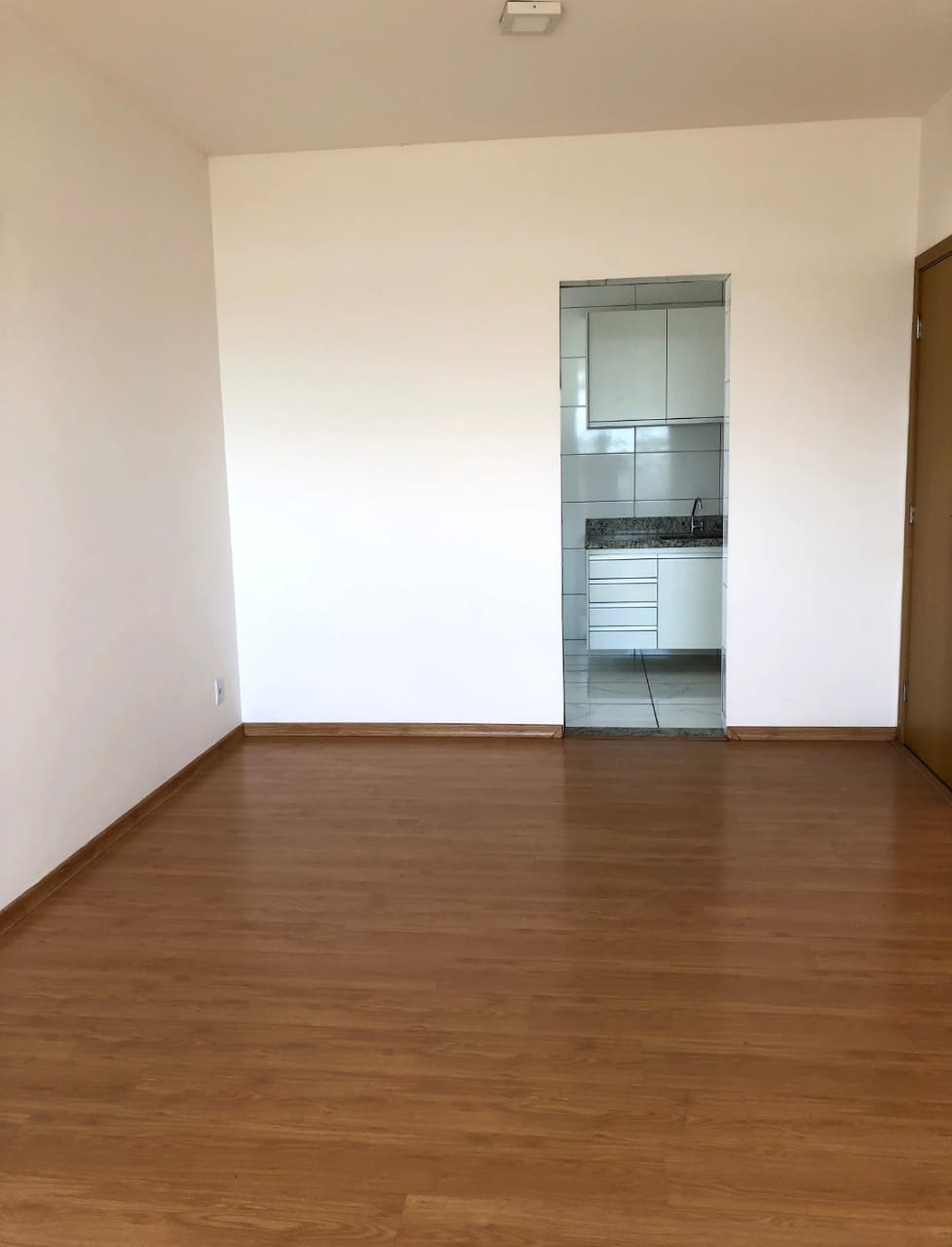 Apartamento à venda com 2 quartos, 59m² - Foto 4