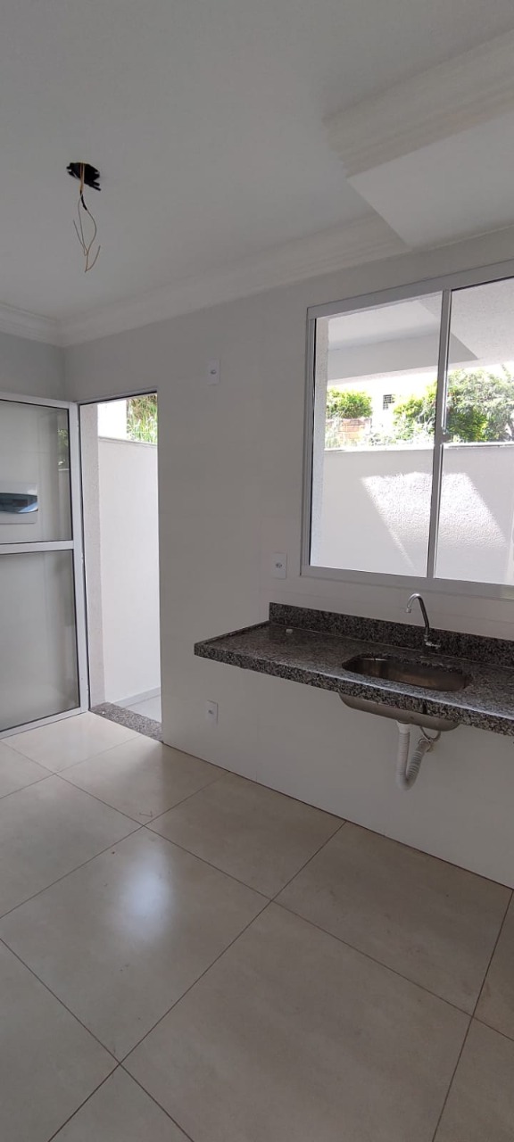 Apartamento à venda com 2 quartos, 44m² - Foto 5