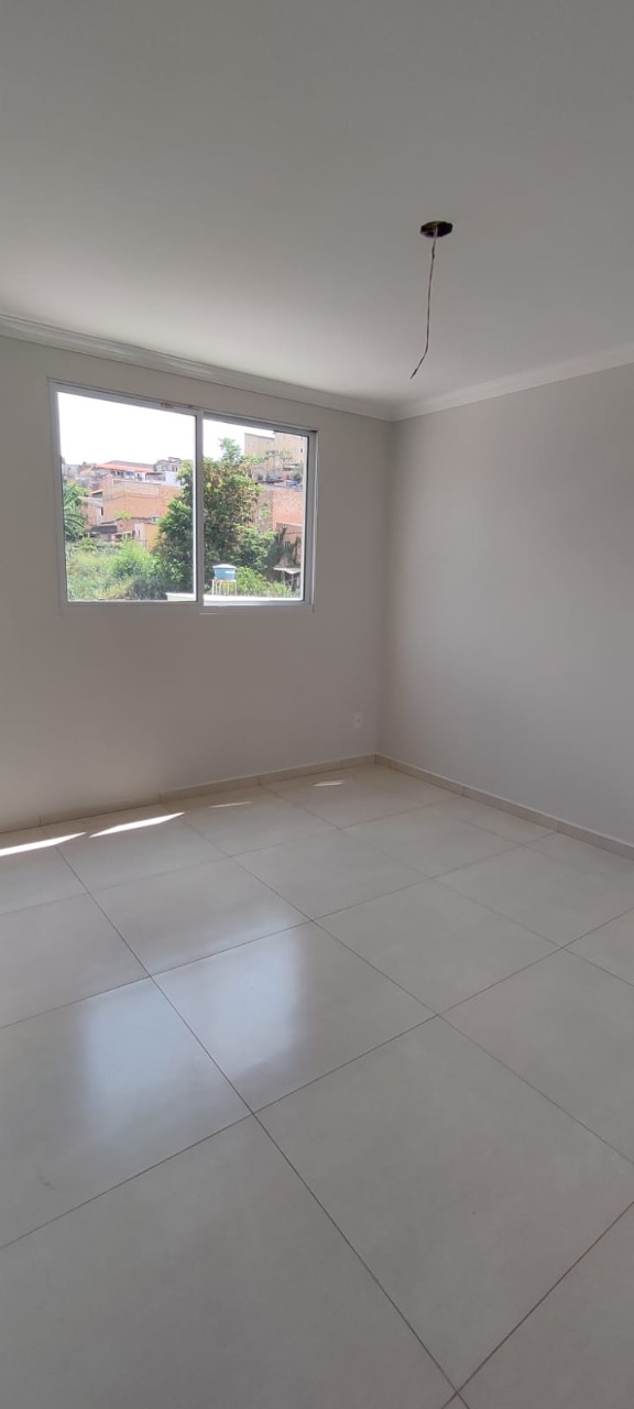 Apartamento à venda com 2 quartos, 44m² - Foto 2