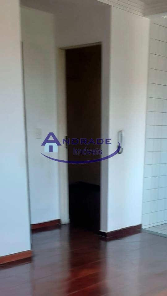 Apartamento à venda com 2 quartos, 58m² - Foto 3