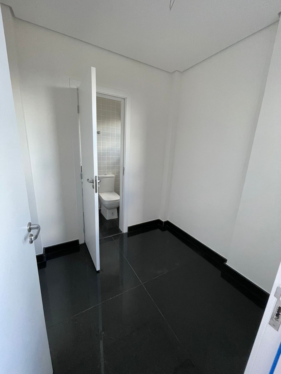 Apartamento à venda com 3 quartos, 149m² - Foto 17