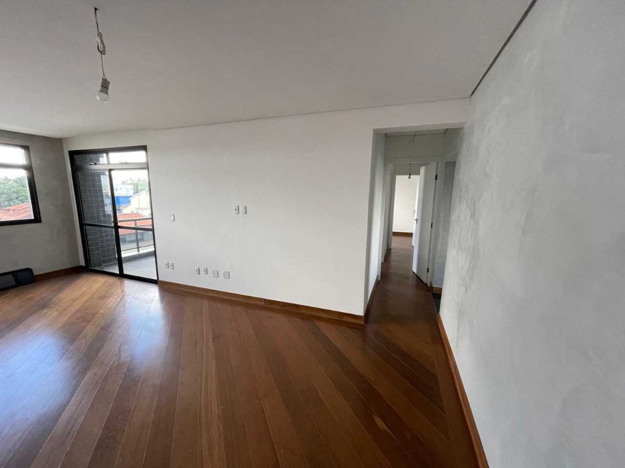 Apartamento à venda com 3 quartos, 149m² - Foto 4