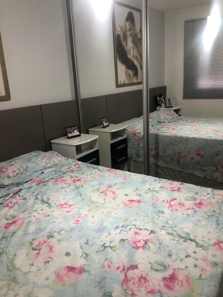 Apartamento à venda com 2 quartos, 70m² - Foto 13