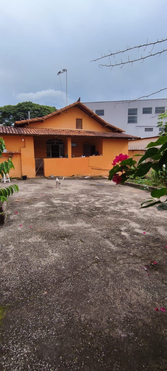 Casa à venda com 3 quartos, 360m² - Foto 24