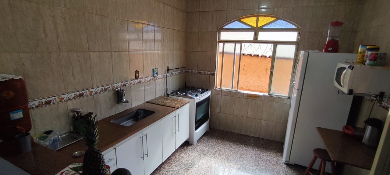 Casa à venda com 3 quartos, 360m² - Foto 13