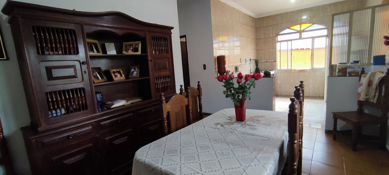 Casa à venda com 3 quartos, 360m² - Foto 17