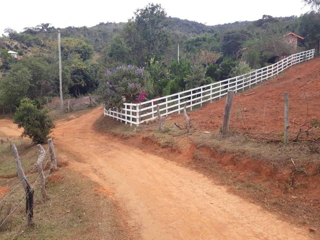 Chácara à venda com 1 quarto, 1000m² - Foto 1