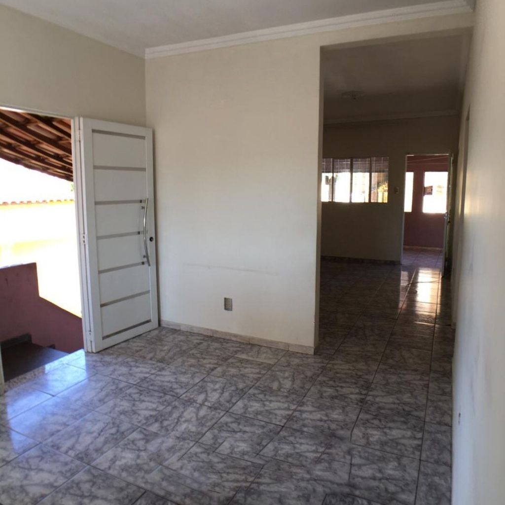 Casa à venda com 7 quartos, 348m² - Foto 4