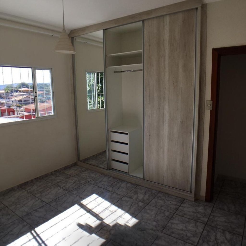 Casa à venda com 7 quartos, 348m² - Foto 7