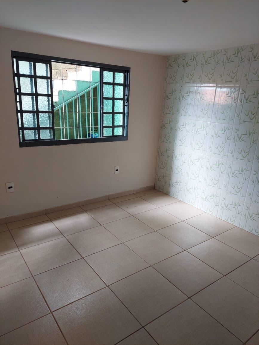 Casa à venda com 4 quartos, 180m² - Foto 8